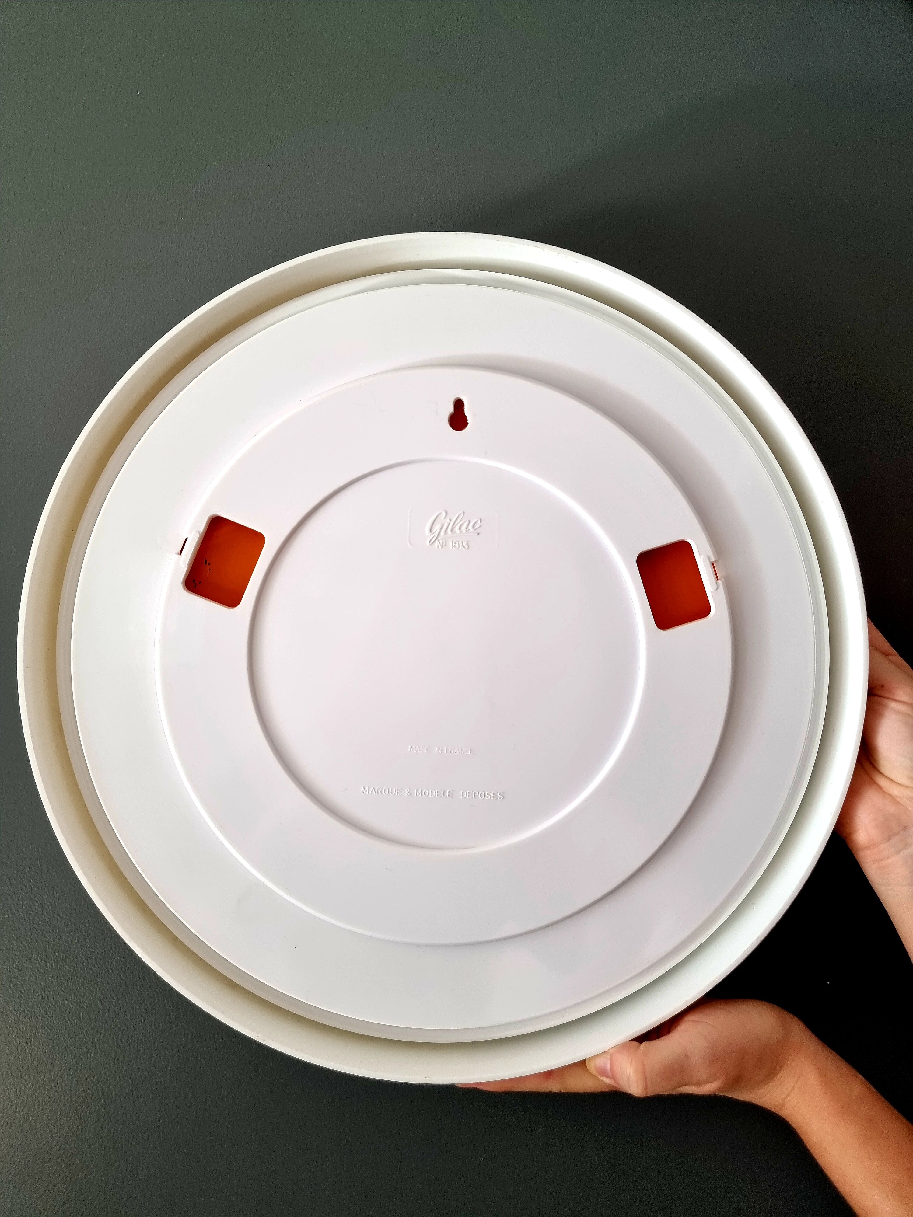 Round mirror Gilac white plastic 70s, 40 cm