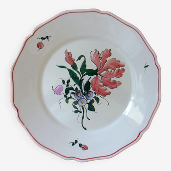 Strasbourg earthenware plate with floral decoration