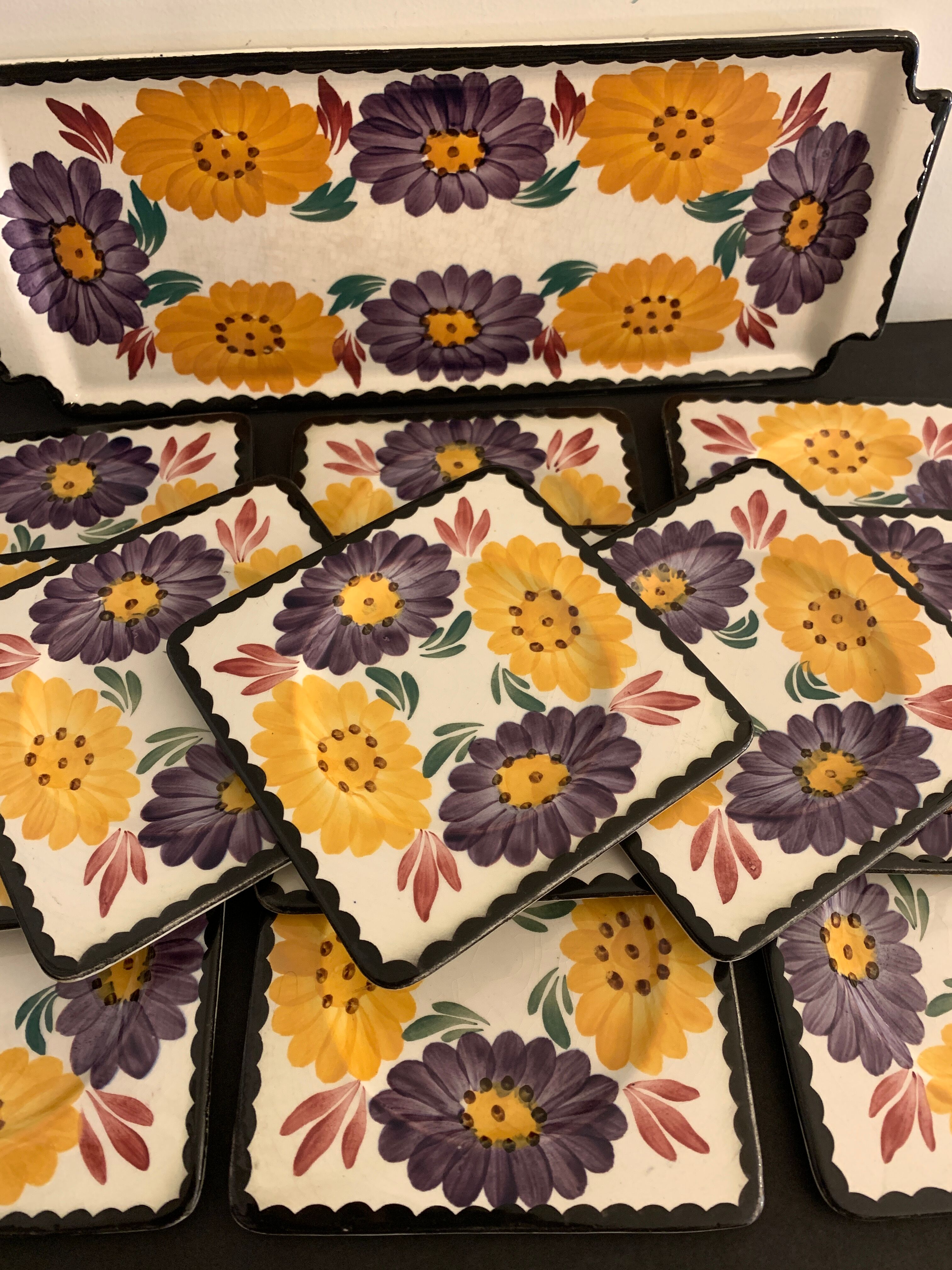 Dish and 12 dessert plates Gien, Benodet model, 1950