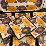 Dish and 12 dessert plates Gien, Benodet model, 1950