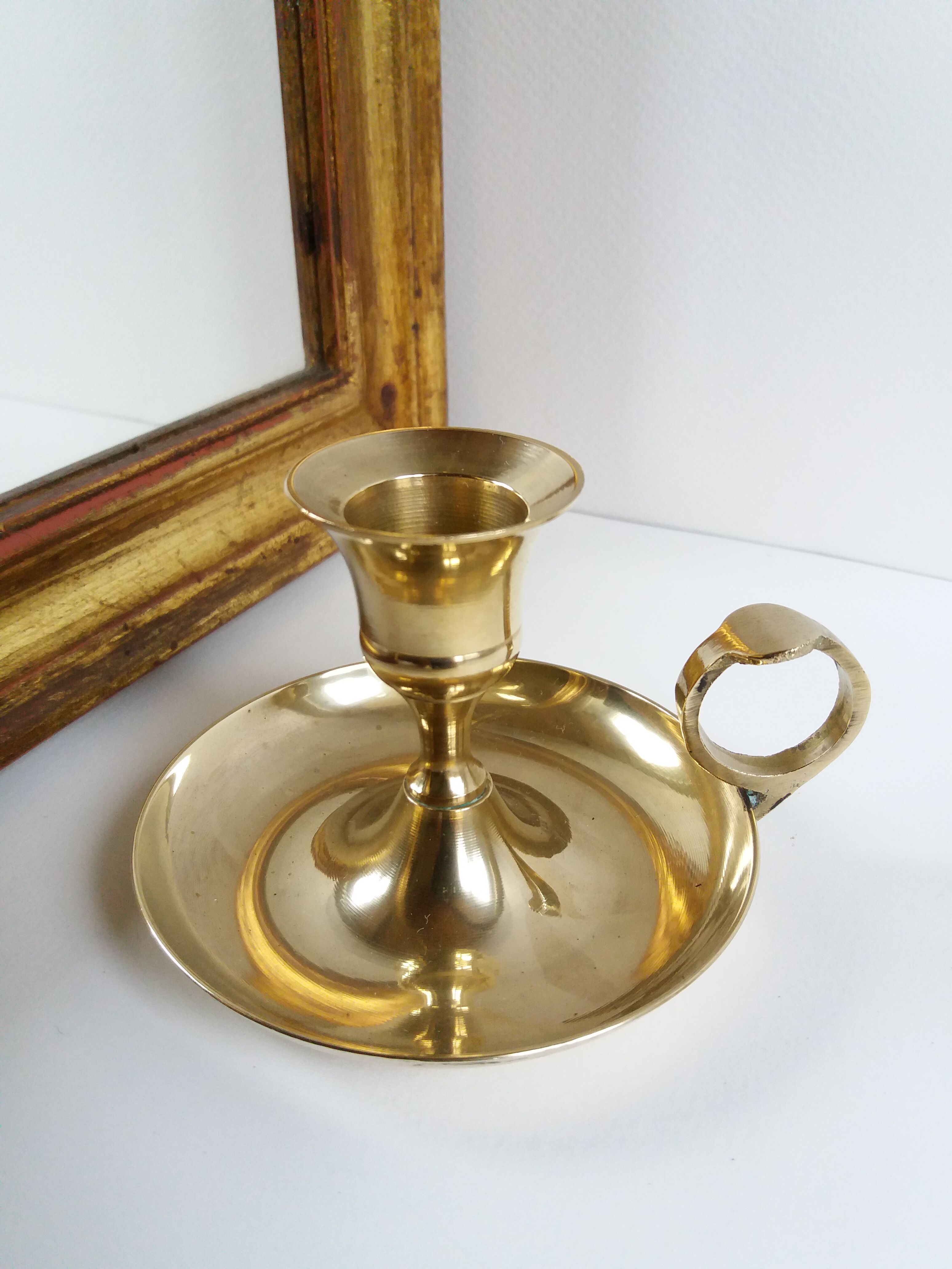 Golden brass cellar rat bougeoir