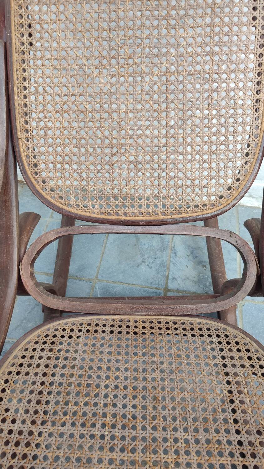 Rocking chair