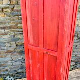 Red cloakroom 1 door