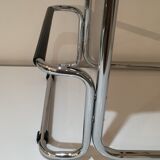 Cantilever design bar