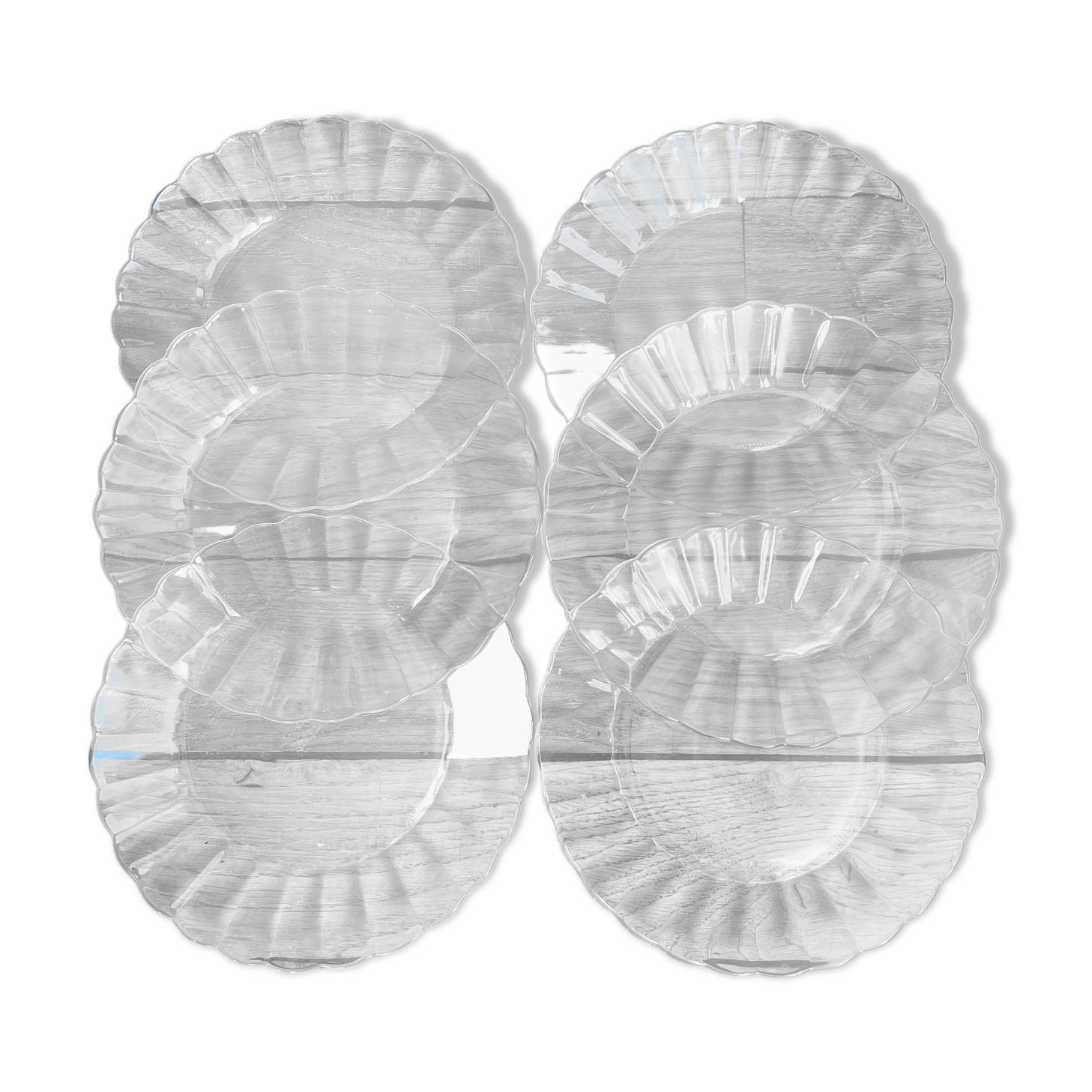 Vintage glass plates Duralex model Marguerite