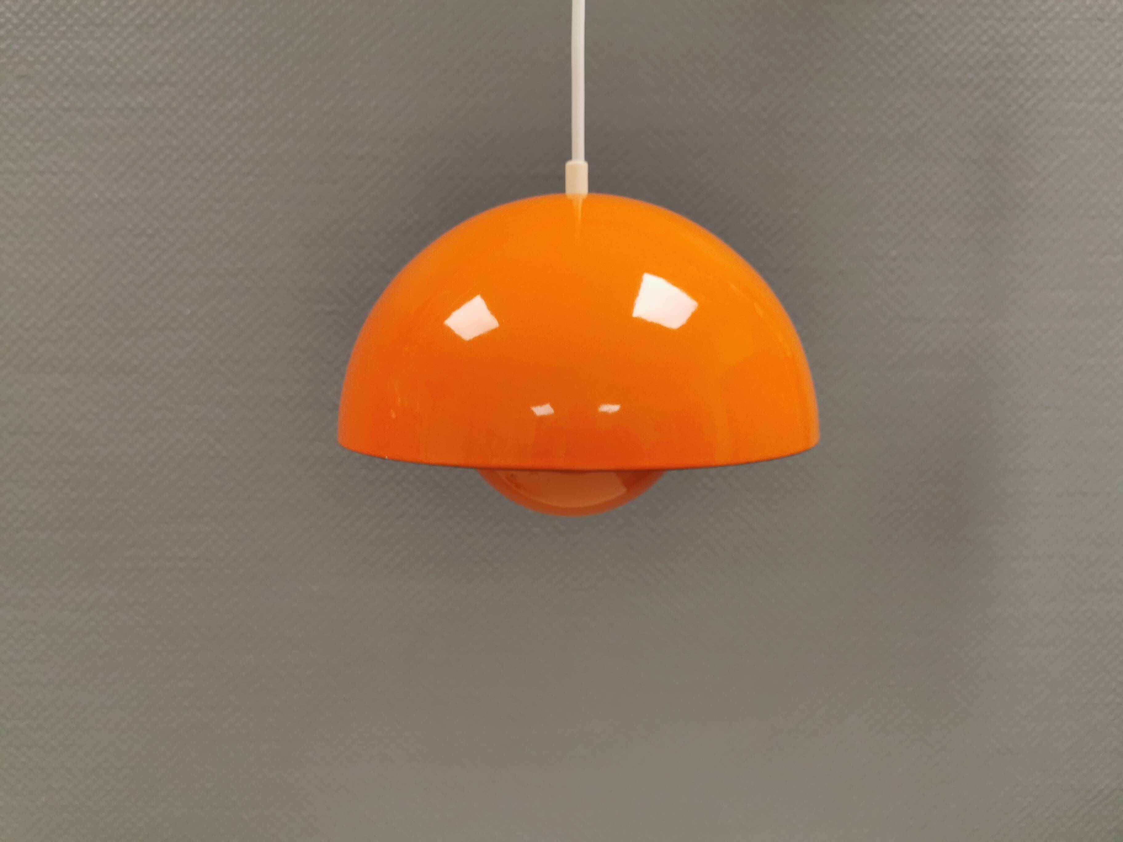 One of the original Flowerpot vp1 enamel lamps, designed by Verner Panton.