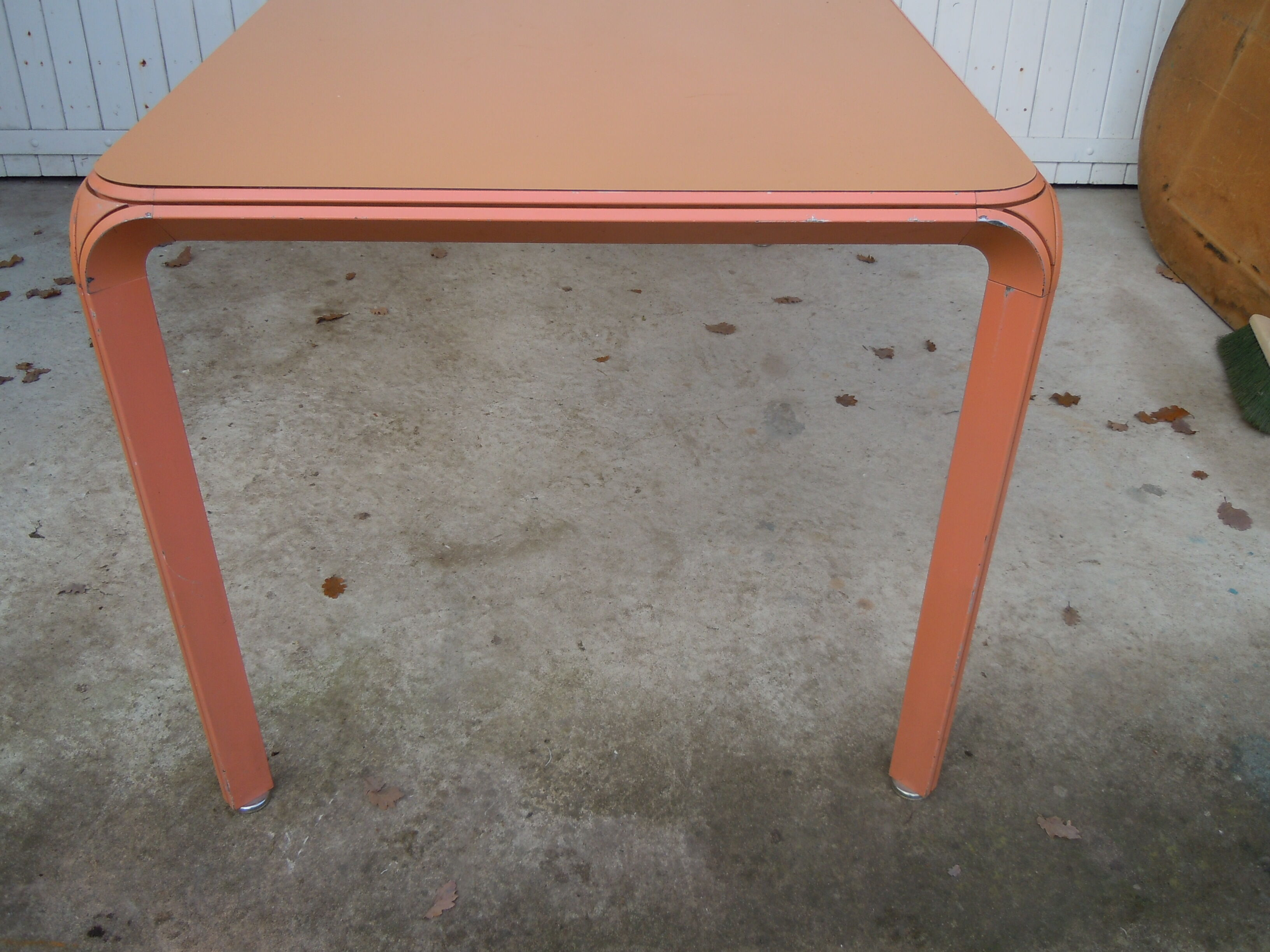 Dassas Pierre Paulin lar table vintage design 1973