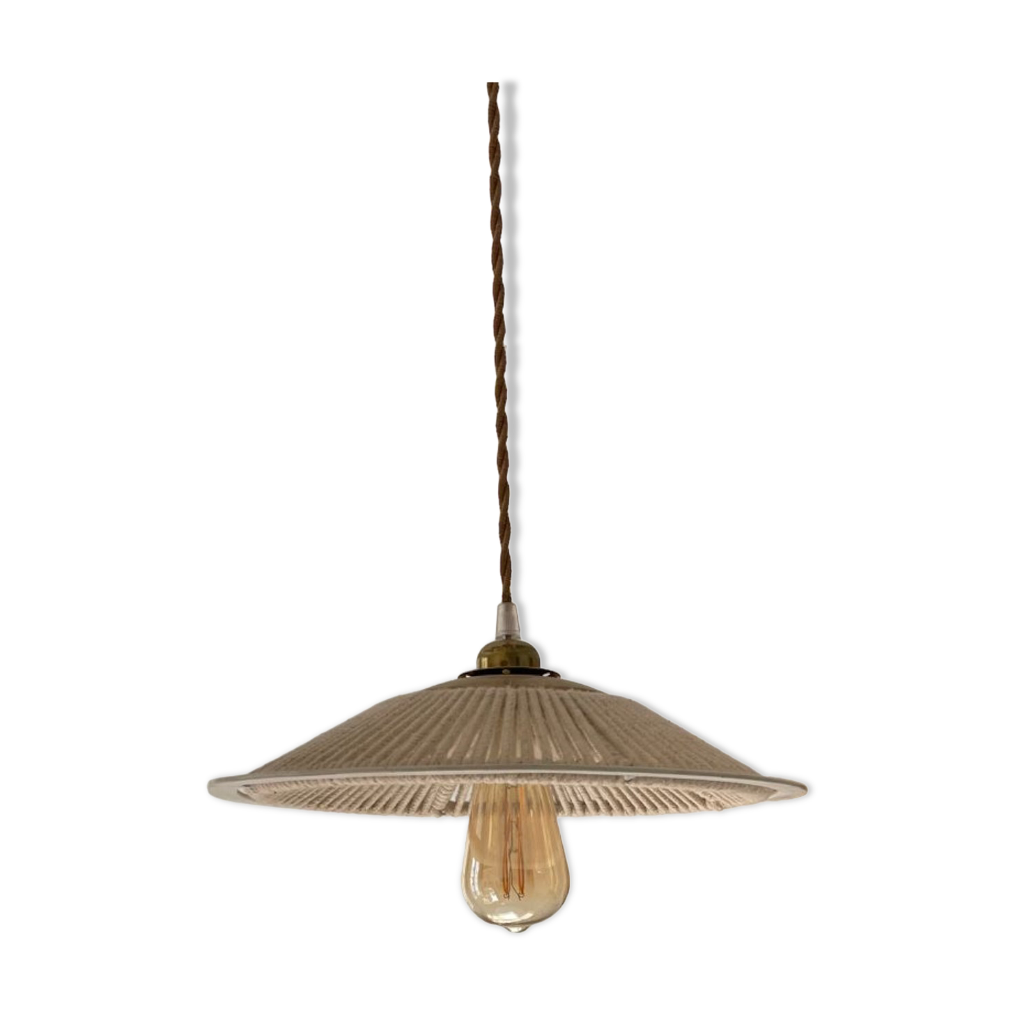 Suspension Parasol raphia et metal doré