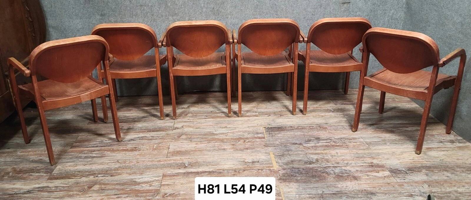 According to Tatra Pravenec: Set of 6 modular armchairs, 20th century