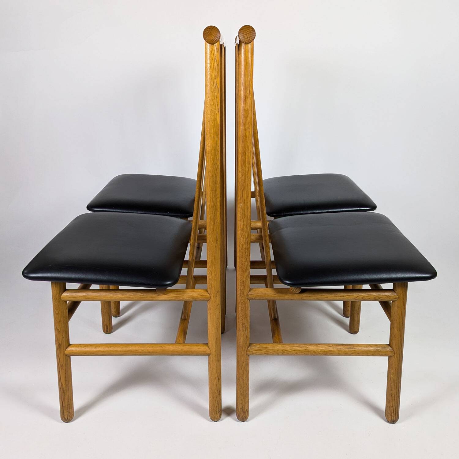 Set of eight Zea chairs by Annig Sarian, 1980