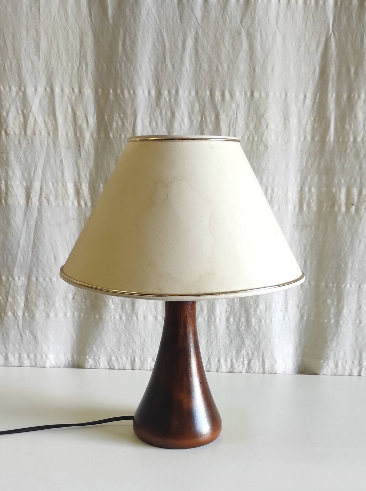 Pied de lampe à poser en bois massif style scandinave - mid. XXeme