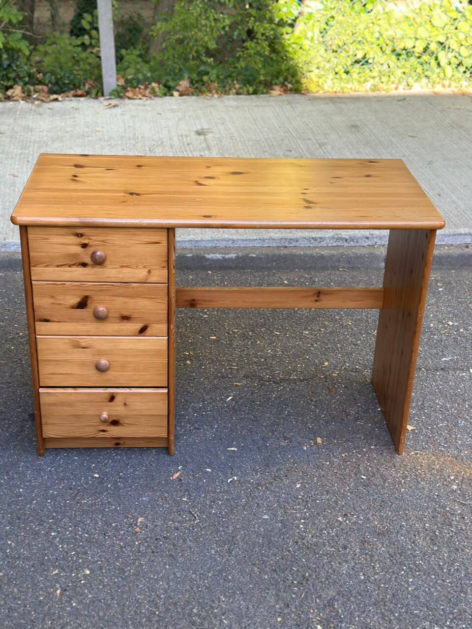 Solid pine desk with a 4-drawer unit — Scandinavian / chalet style
