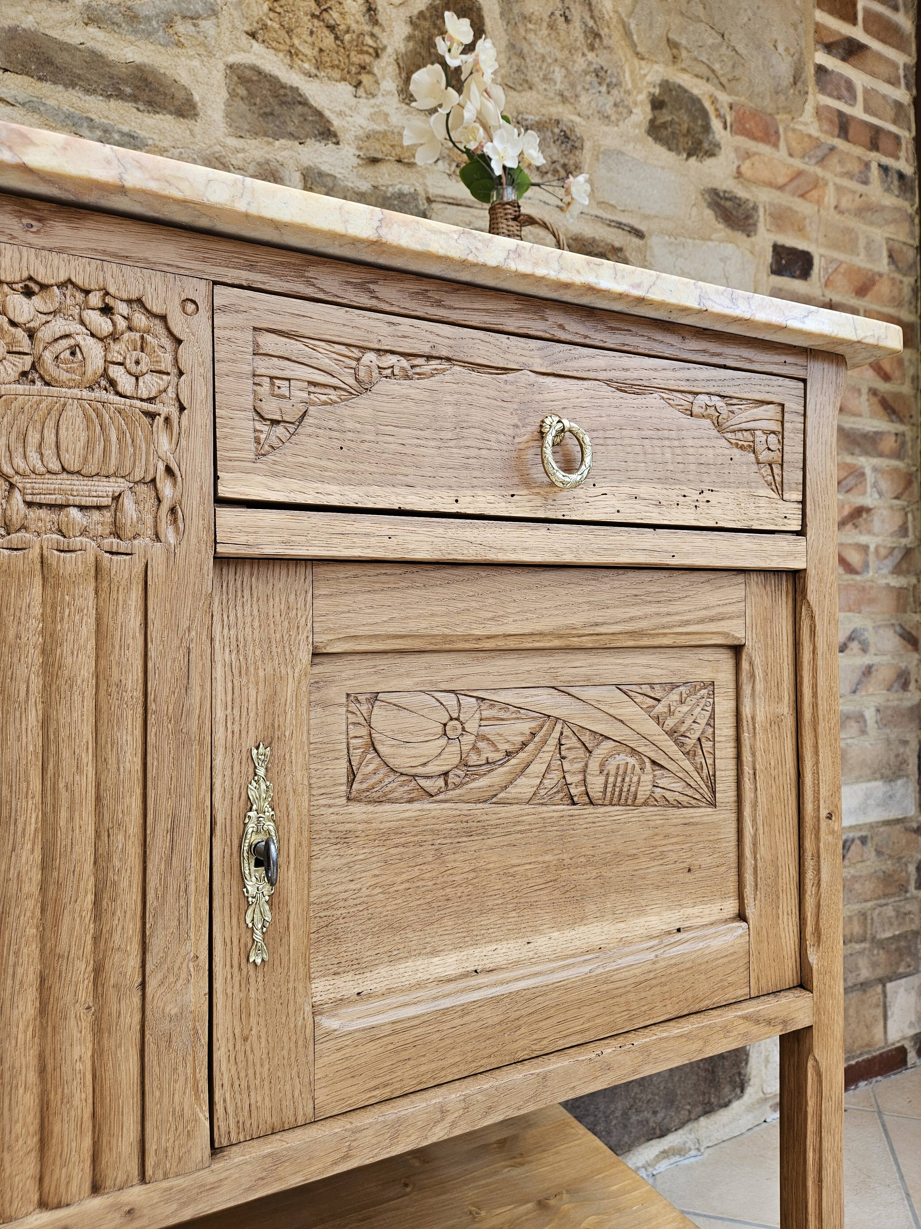Buffet parisien art déco