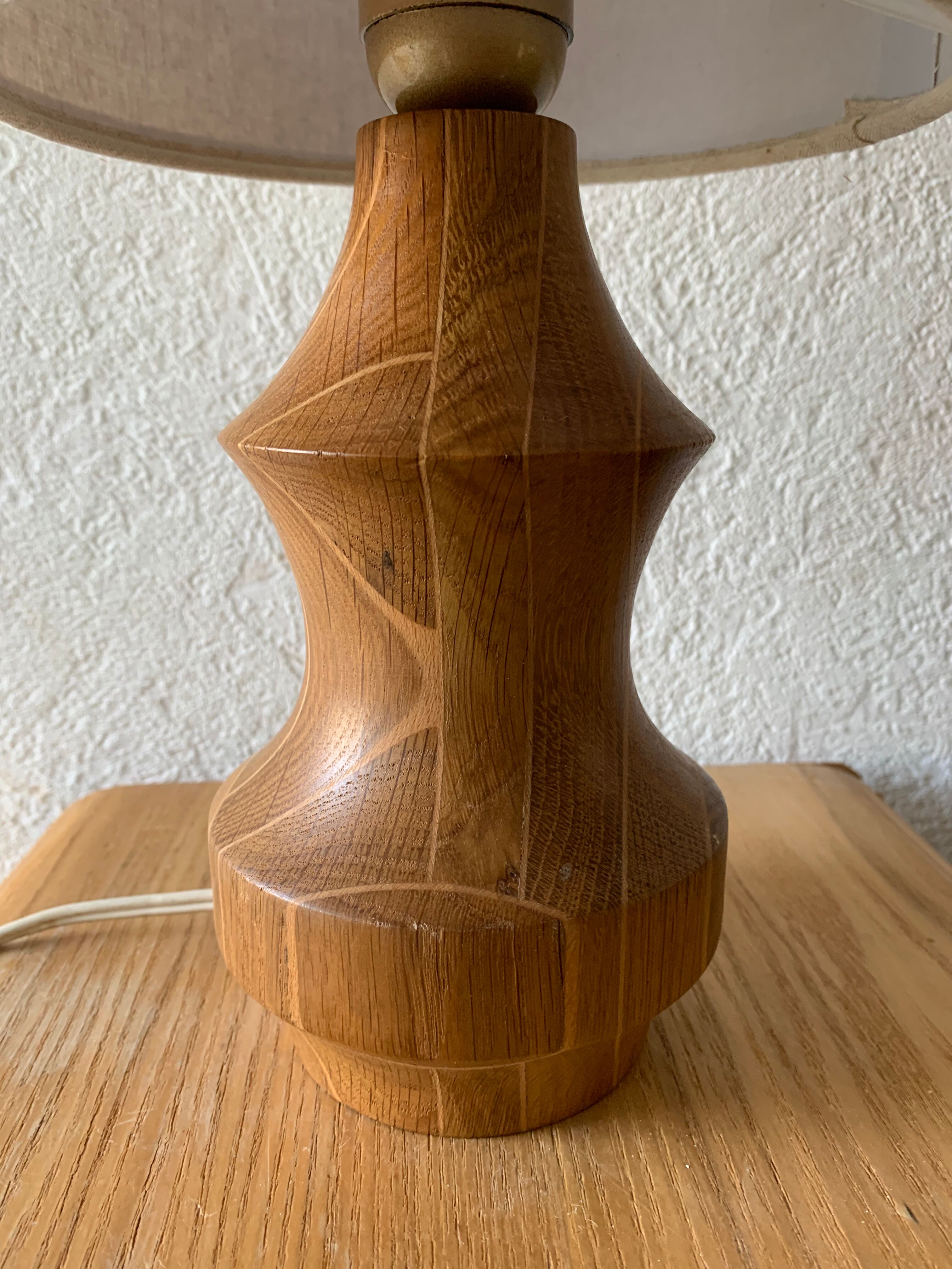 Wooden lamp foot