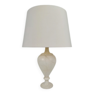 Lampe de table mère en forme d'amphore en albâtre par Nelson Bloncourt, années 1960.