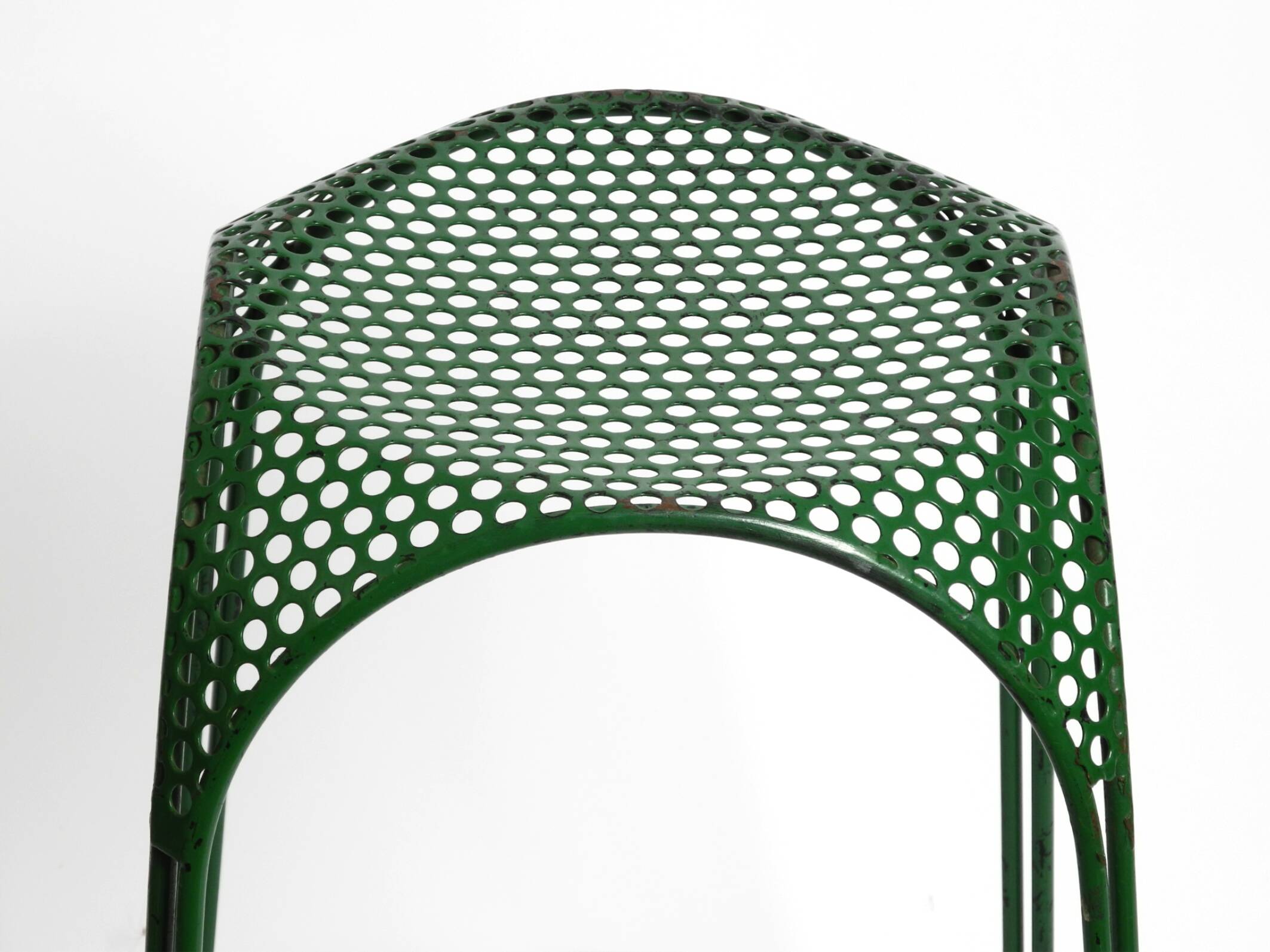 Tabouret de bar italien des années 1960 en métal peint en vert avec métal perforé.