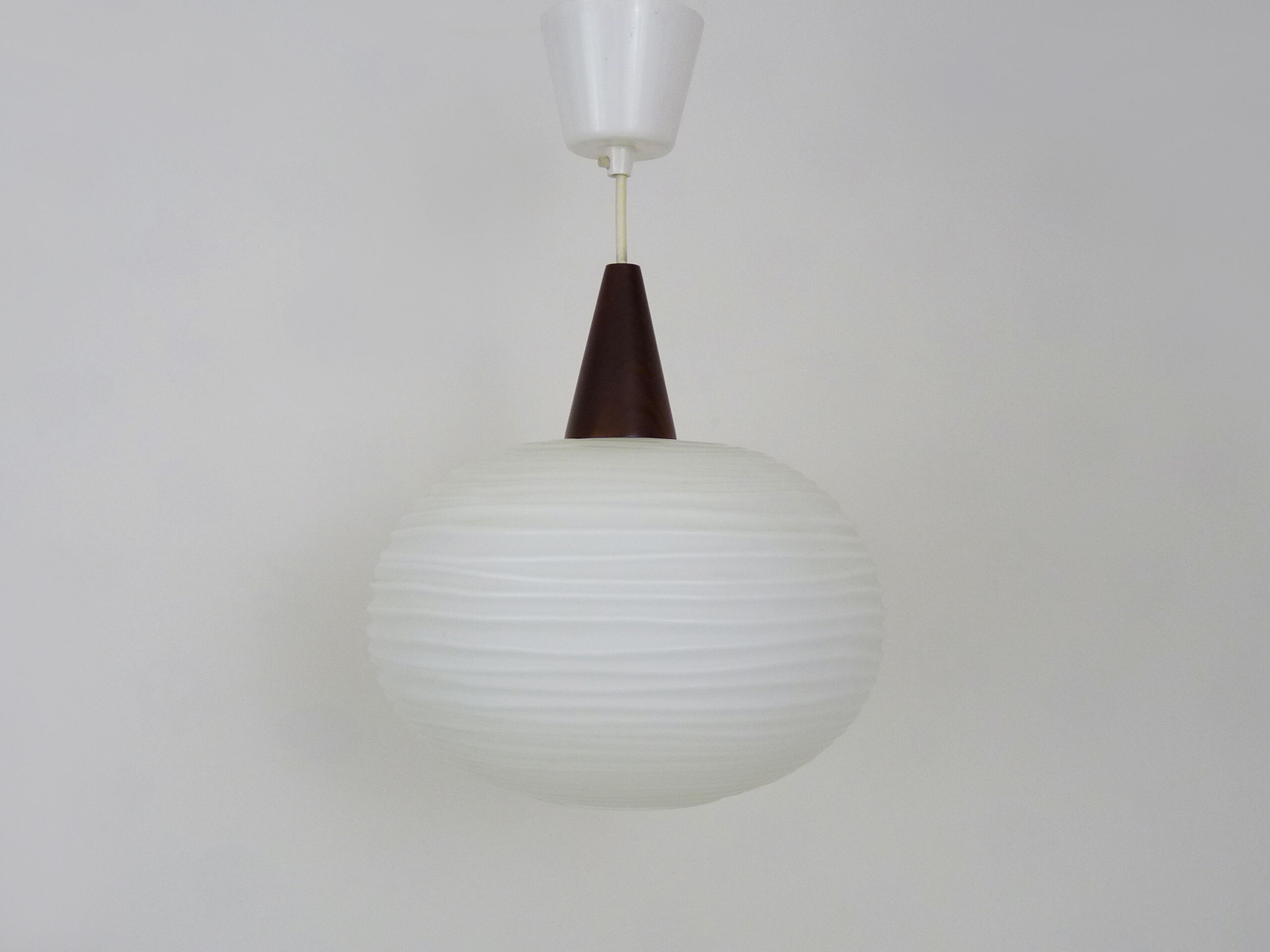 Scandinavian suspension teak and opaline, 1960 Denmark