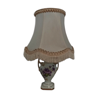 Small porcelain bedside lamp décor violets perfect working condition