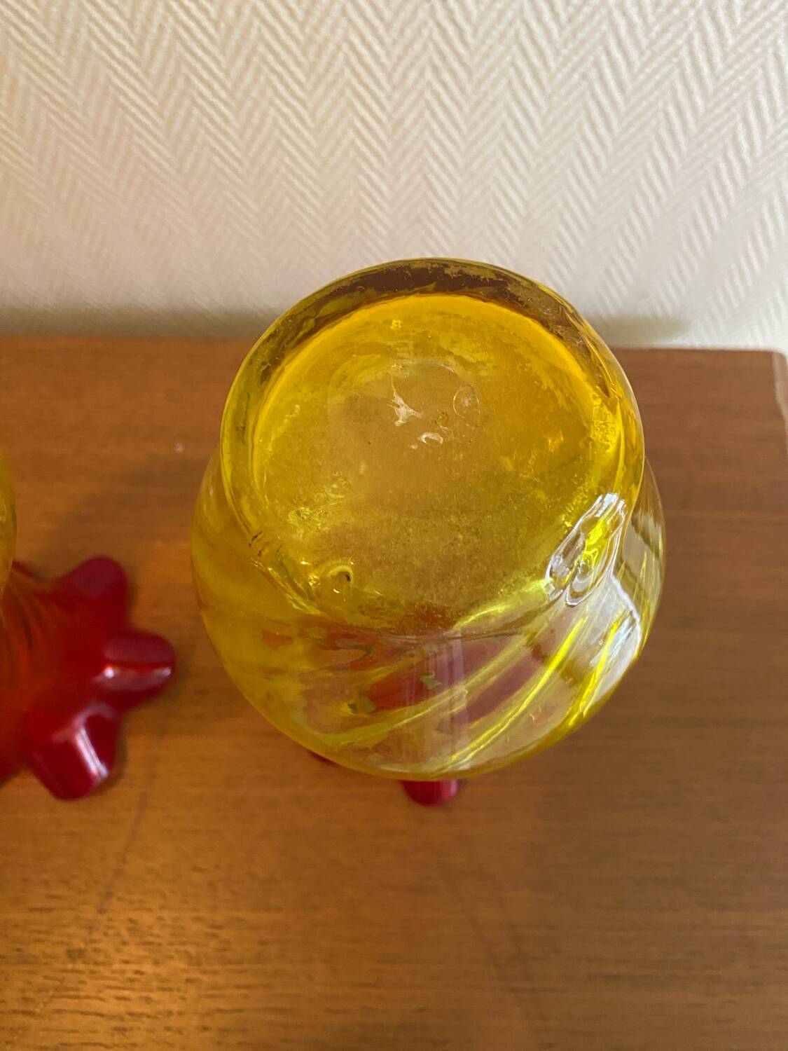 Paire de vases en verre soufflé amberina 60s