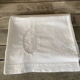 Embroidered cotton/linen sheet