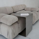 Table d'appoint en acier inoxydable en forme de C Veliento