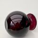 Vase en verre violet vers les années 1960