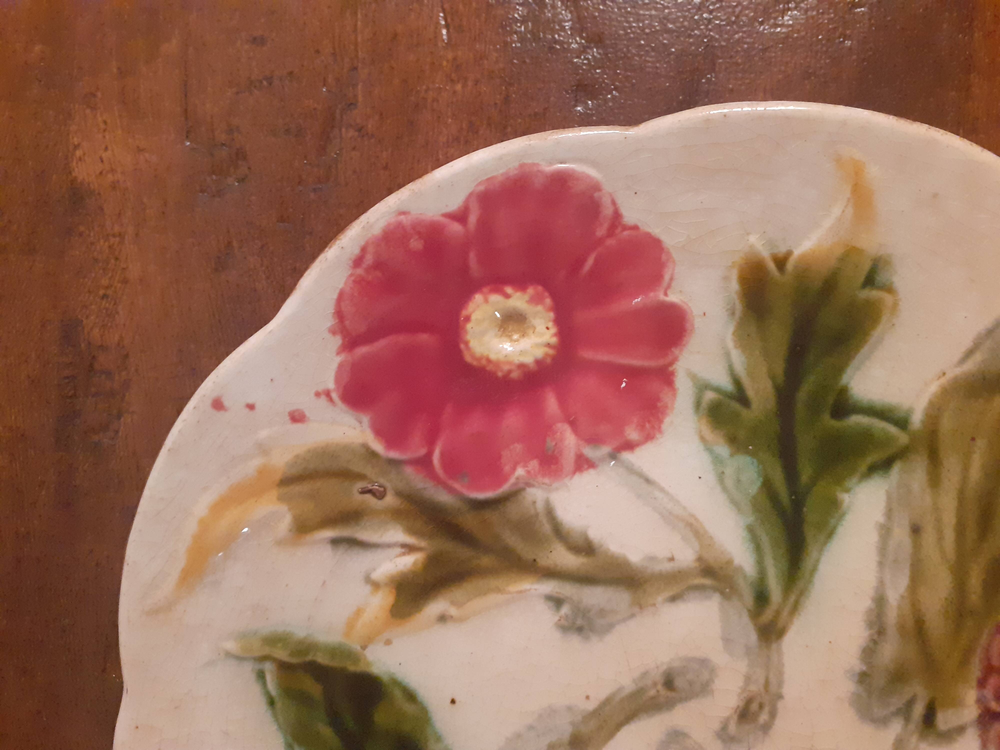 Old slip plate - Choisy le roy flower decoration