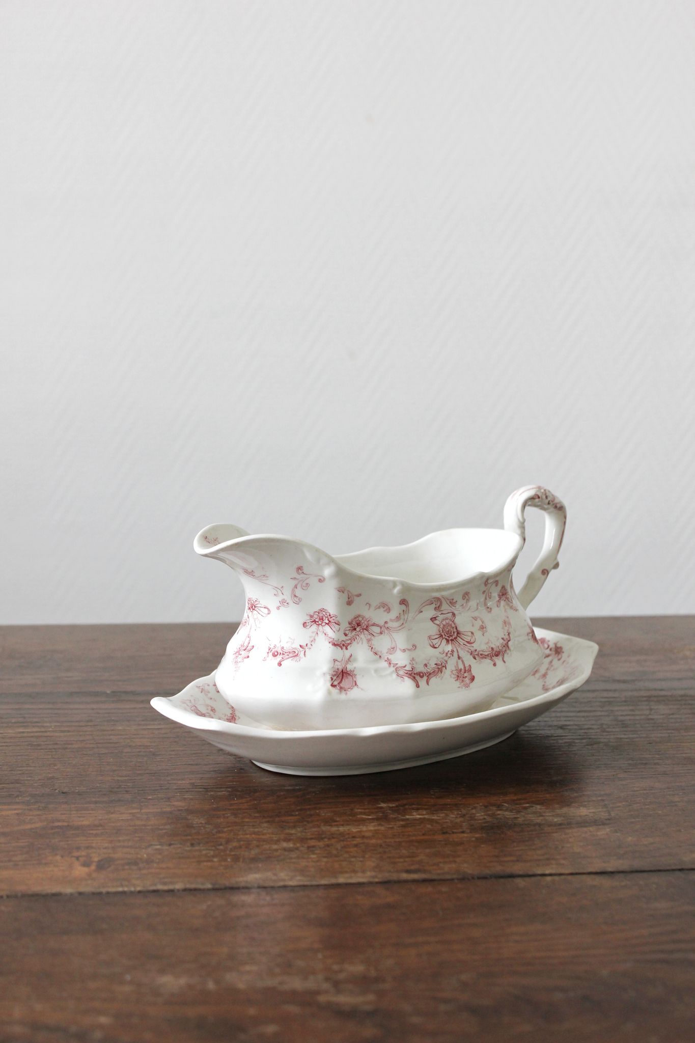 Saucière en terre de fer anglaise Ridgways modèle "Lafayette"