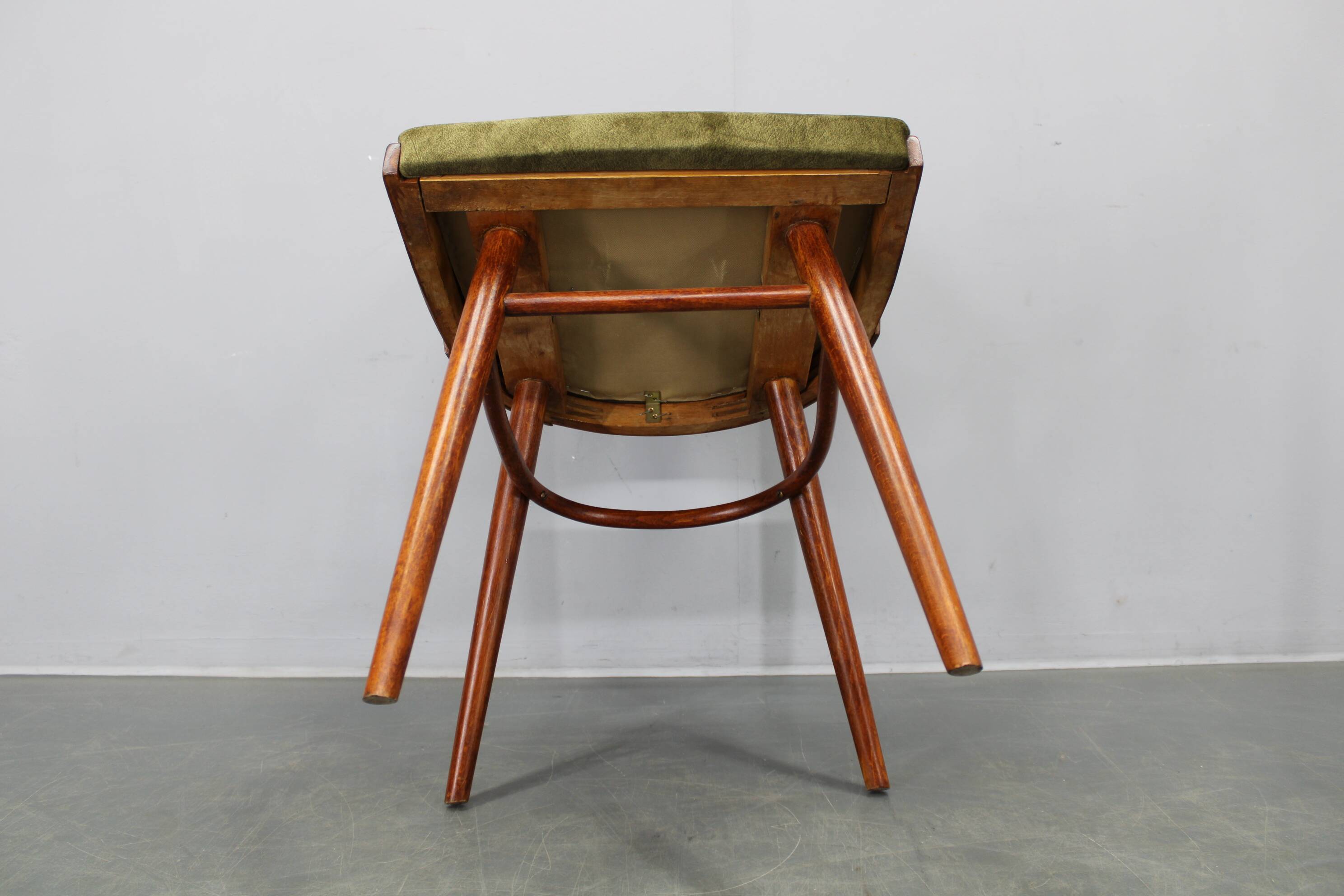 Set of four mid-century dining chairs TON 514 by Osvald Haerdtl, 1960s