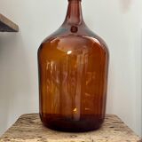 Give me amber Jeanne.