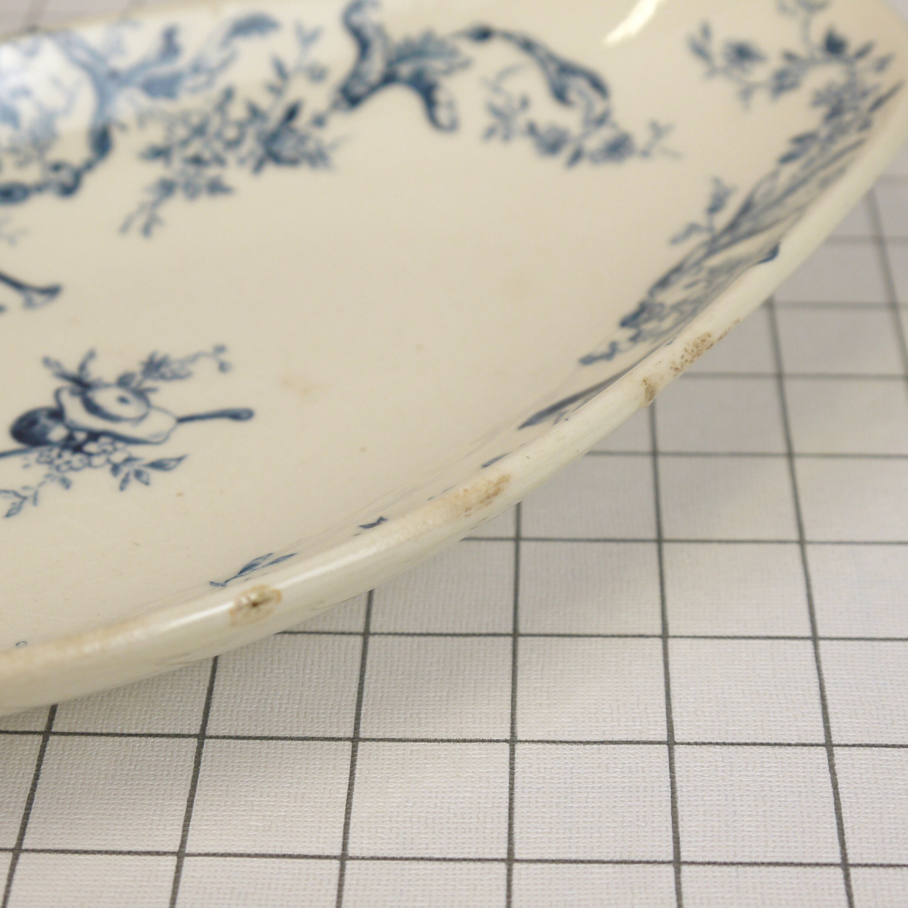 Two dishes in faience of Gien