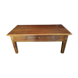 Table basse en noyer  XIXème  siècle
