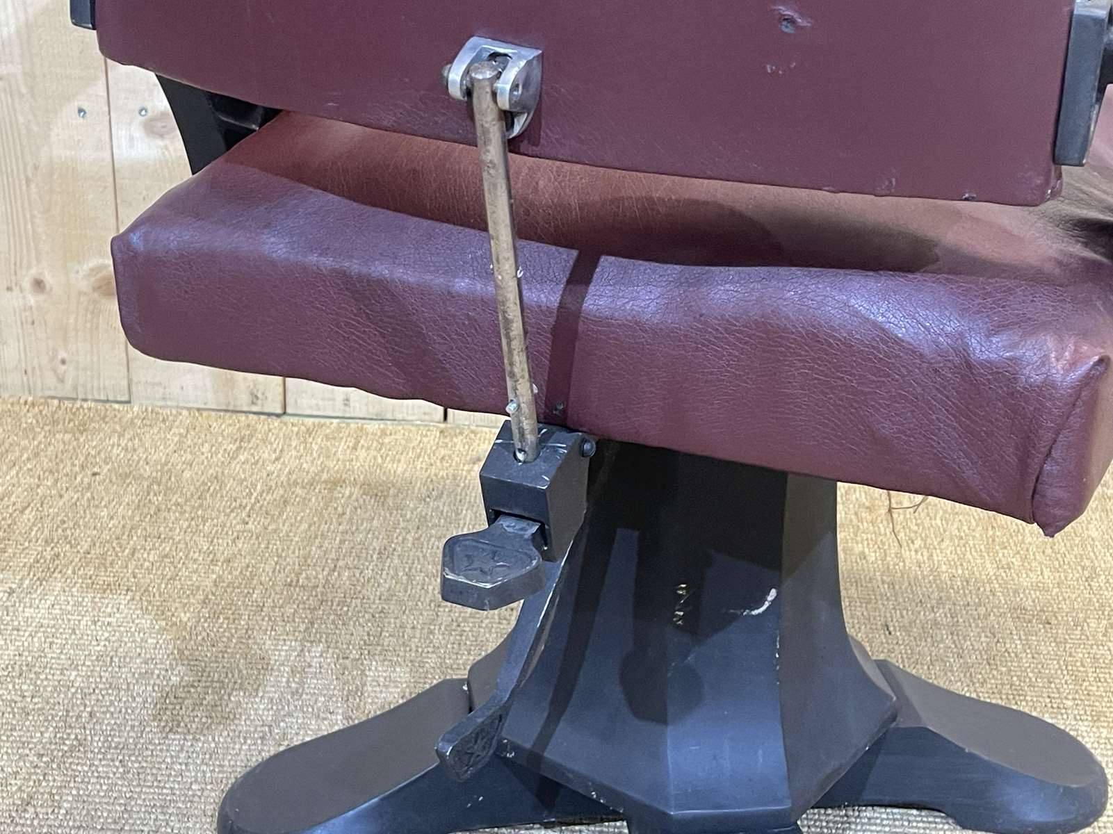 1950s hairdresser's chair covered with skaï - slightly reclining backrest