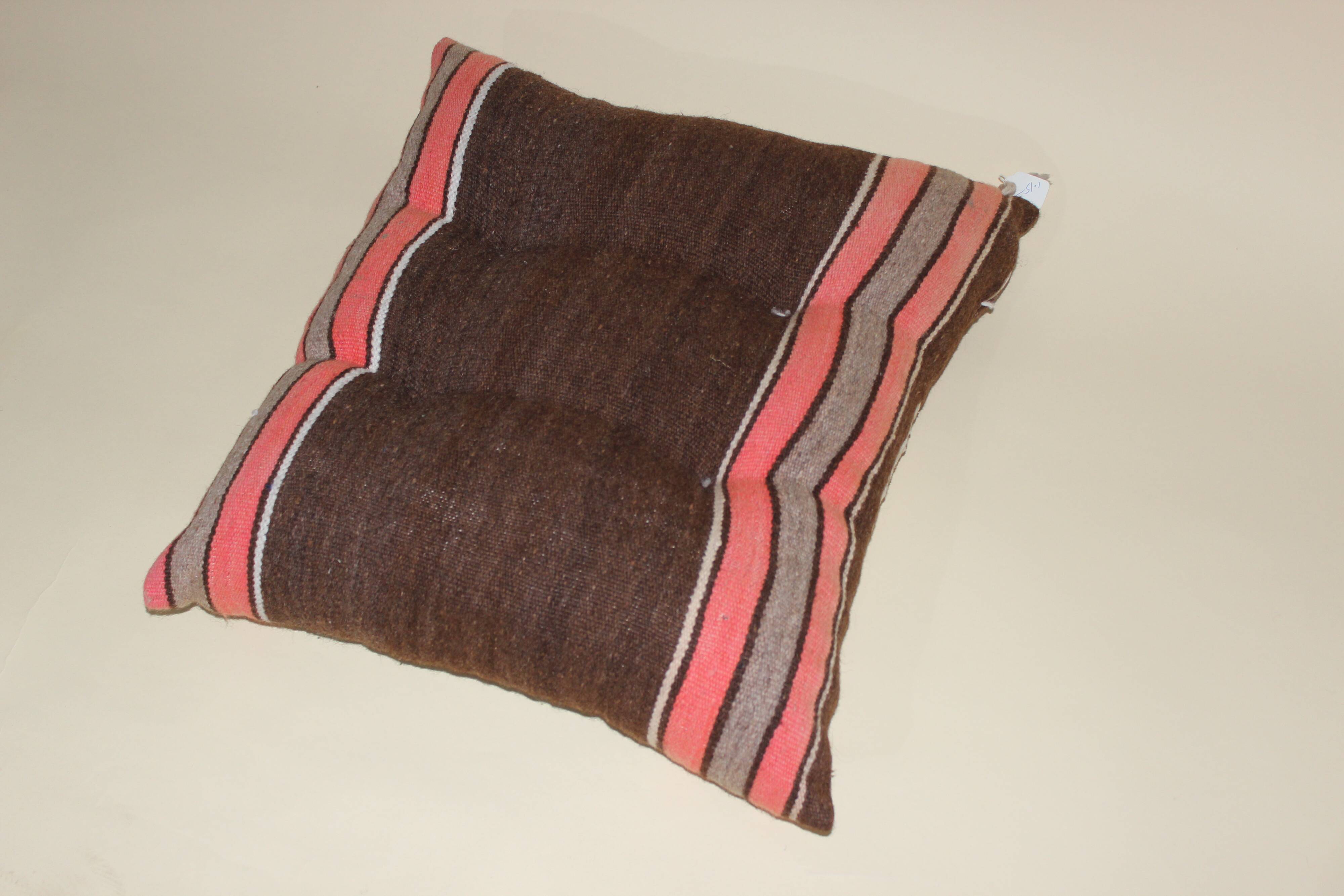 berber cushion