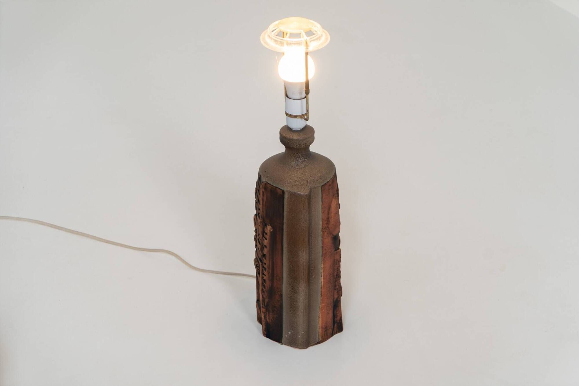 Sculptural “Kennegie” ceramic lamp by Peter Ellery for Tremaen