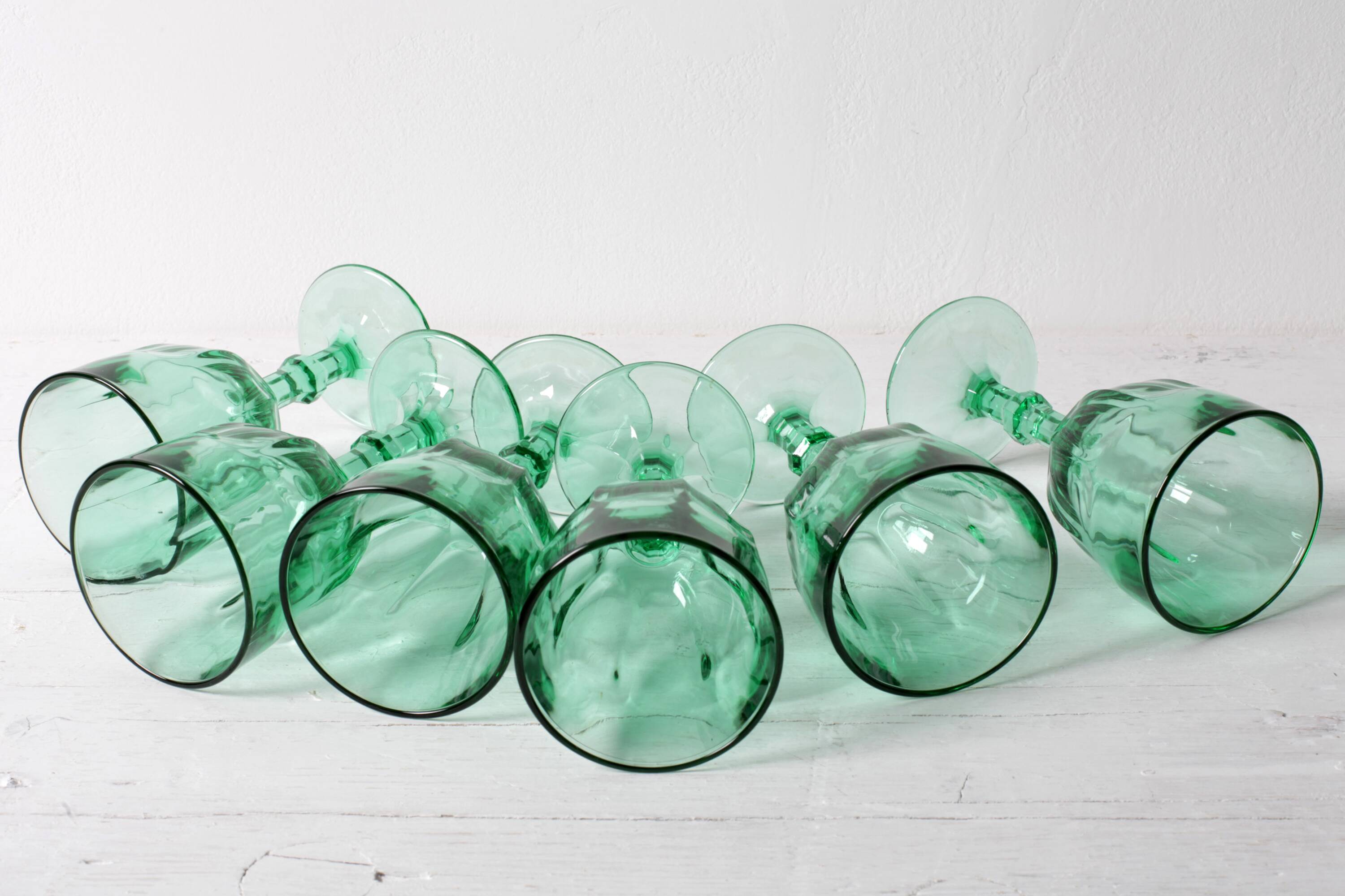 Set of 6 Vintage Green Wine Glasses / Stem Flutes / Crisal / Portugal 2000s