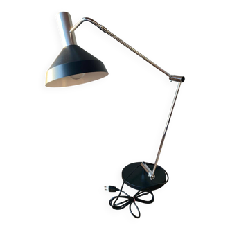 Rosmarie & Rico Baltensweiler T60 black articulated desk lamp