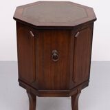 Armoire à liqueur en forme d'octangle des années 1950 en Angleterre