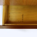 Armoire en frêne et noyer du milieu du siècle de Jitona, années 1960