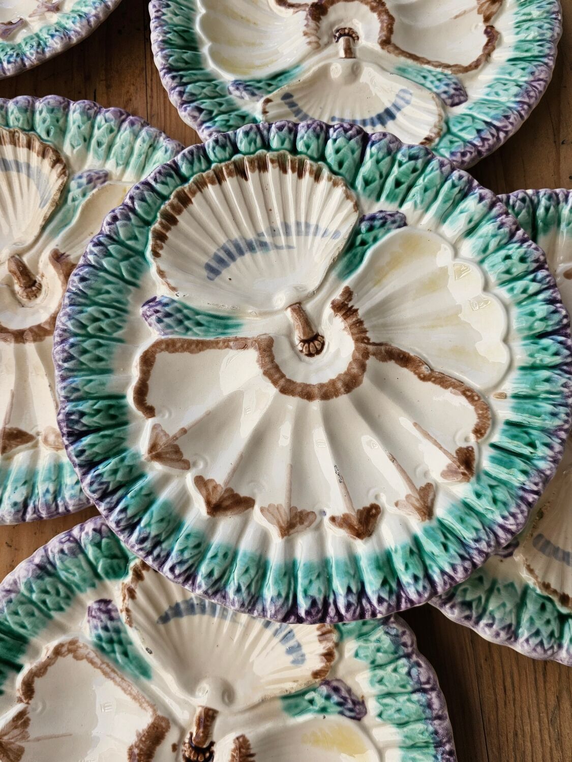 Longchamp Terre de Fer asparagus plates