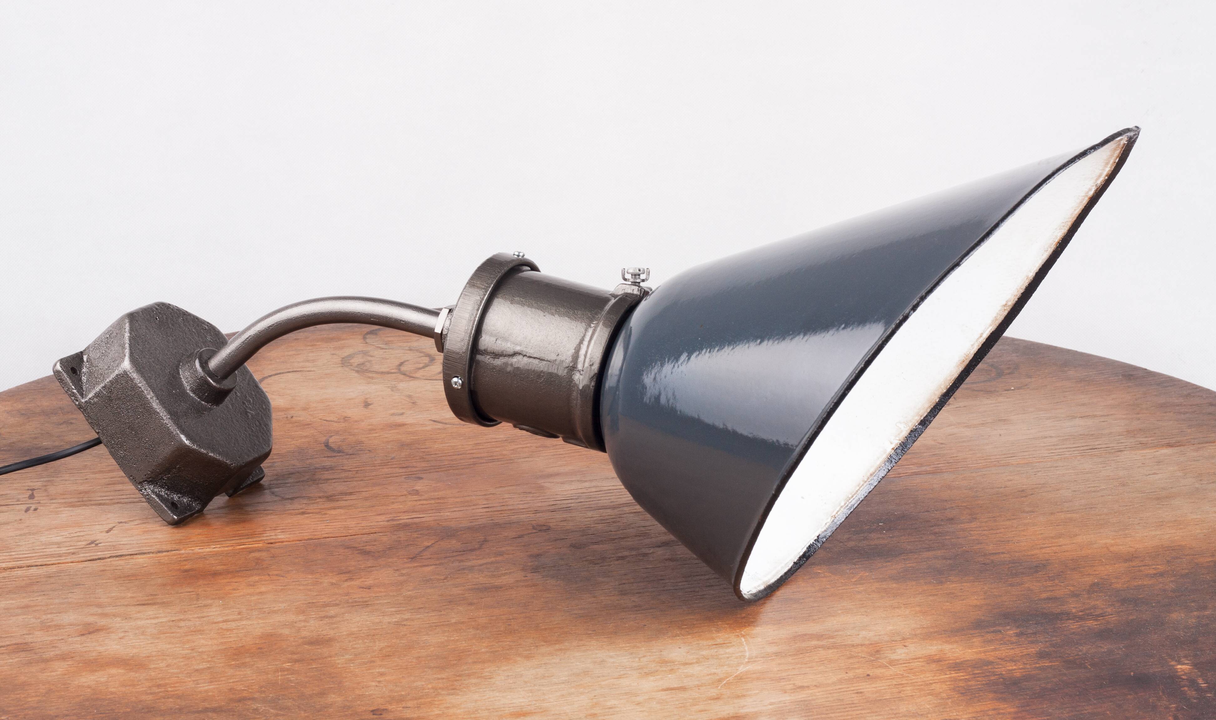 Industrial Vintage Wall Lamp from Seimens in Blue-Grey, Bauhaus, 1930s
