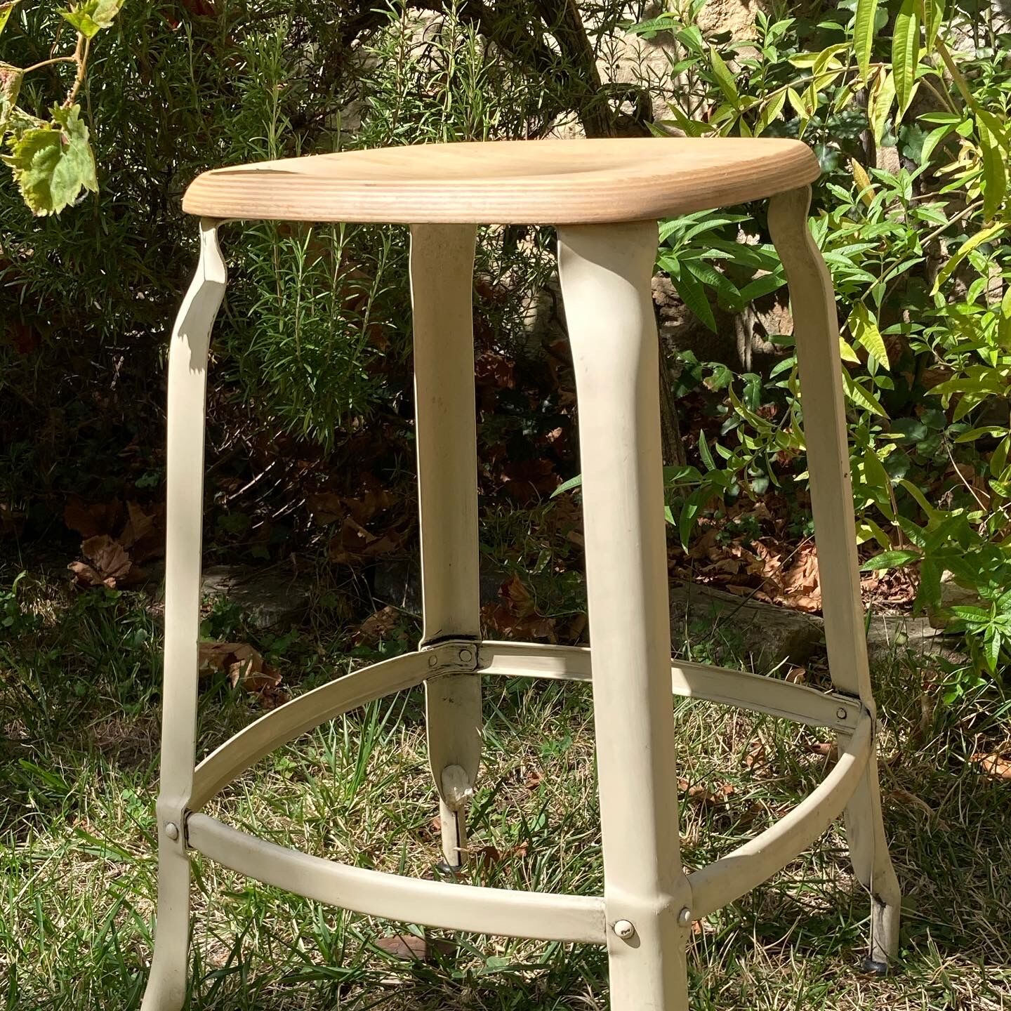 Nicolle Stool