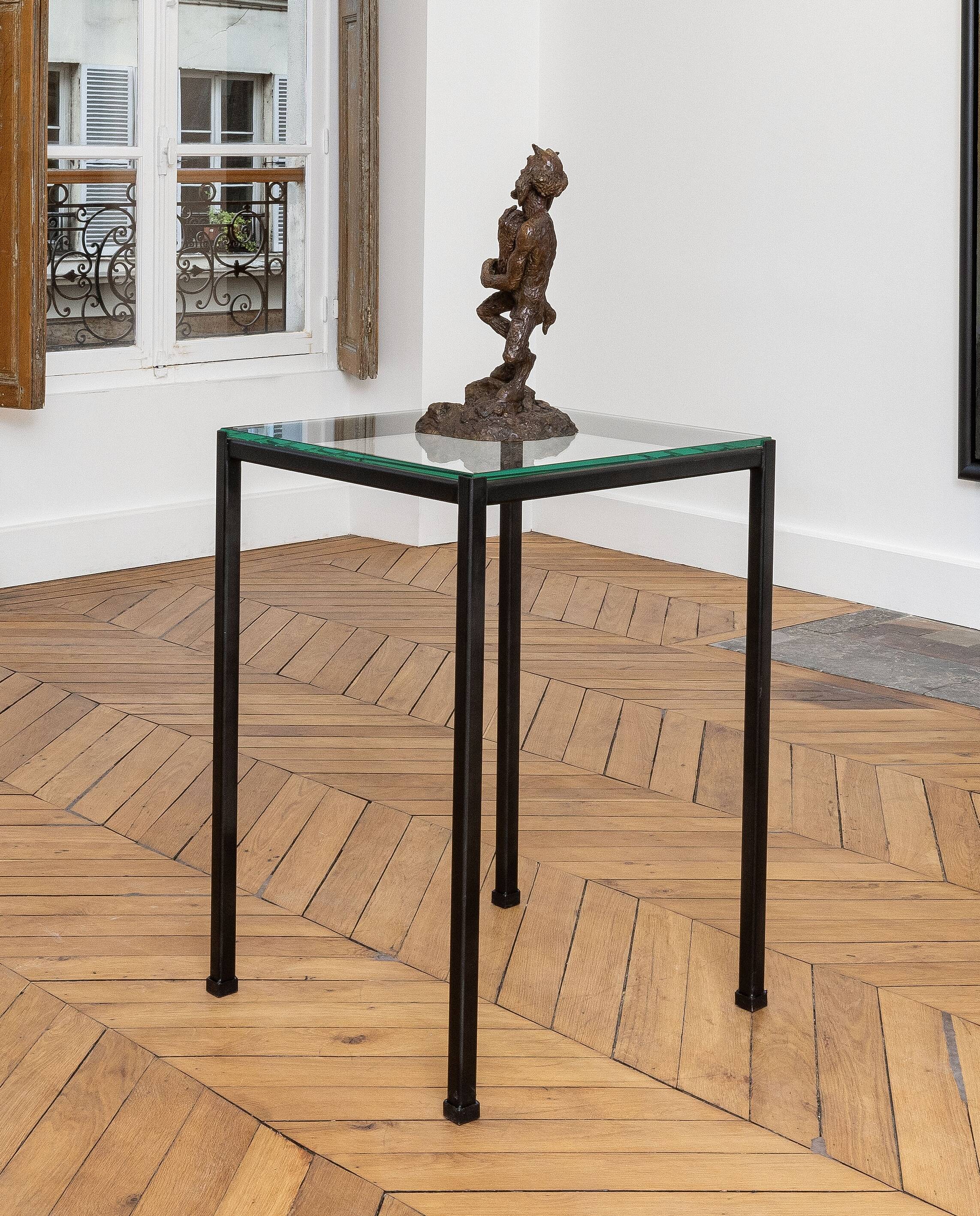 Pedestal(s)/Decorative Table(s)