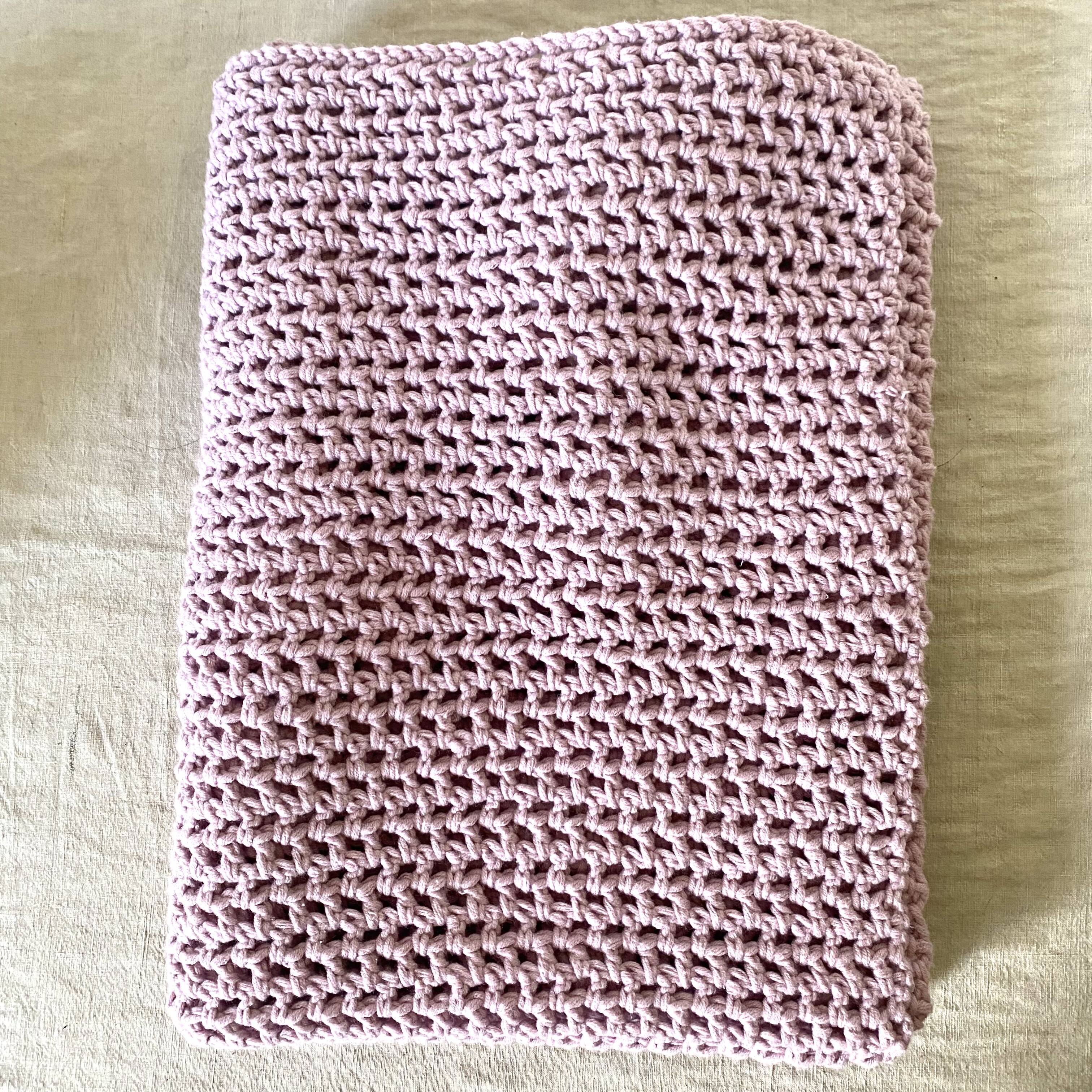 Couverture crochet lilas 192x66