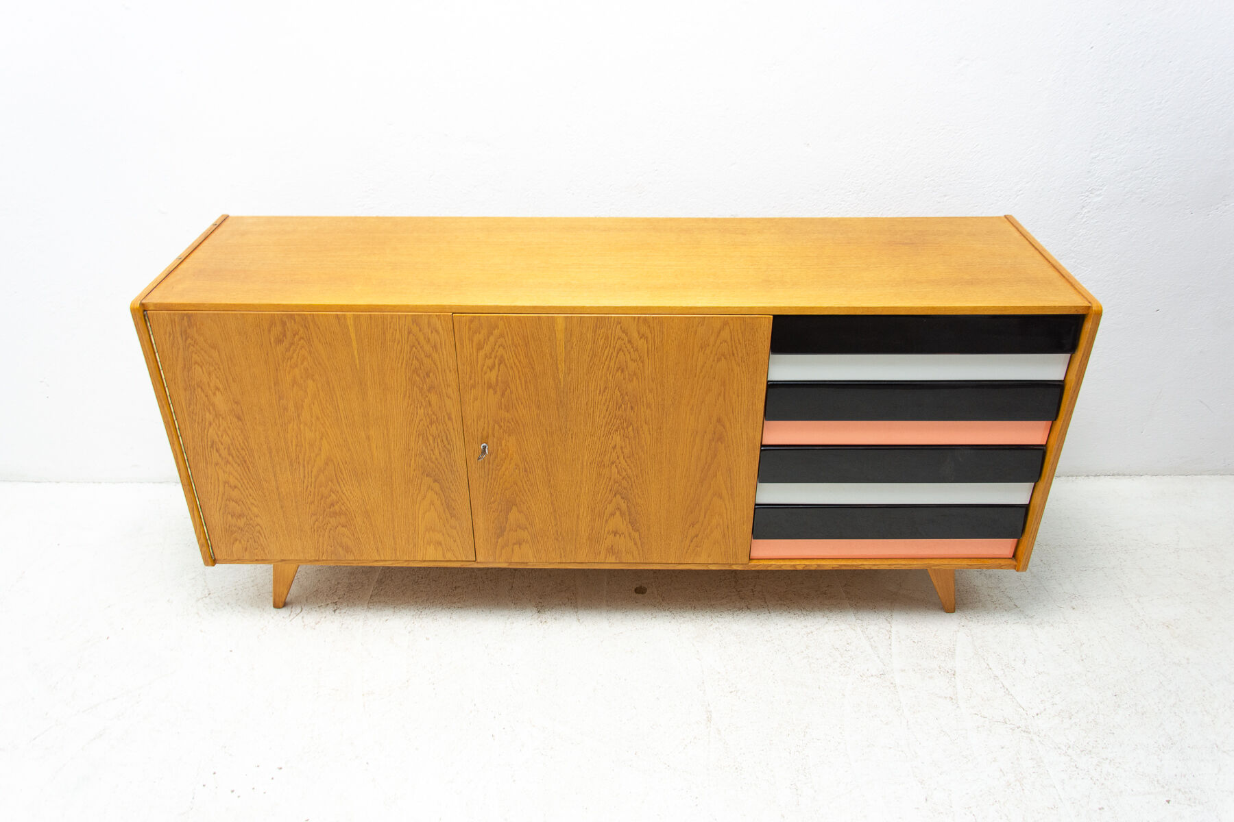 Mid Century U-460 sideboard by Jiří Jiroutek for Interiér Praha