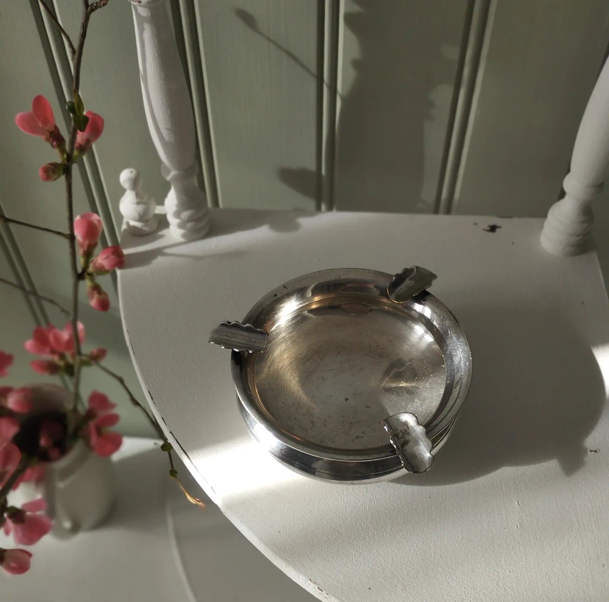 Small antique silver-plated metal ashtray English E.P.N.S.