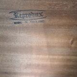 Table de chevet en bois vintage de campagne militaire par Reprodux England