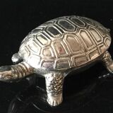 Small turtle mini-lollipops (or other) with pliers