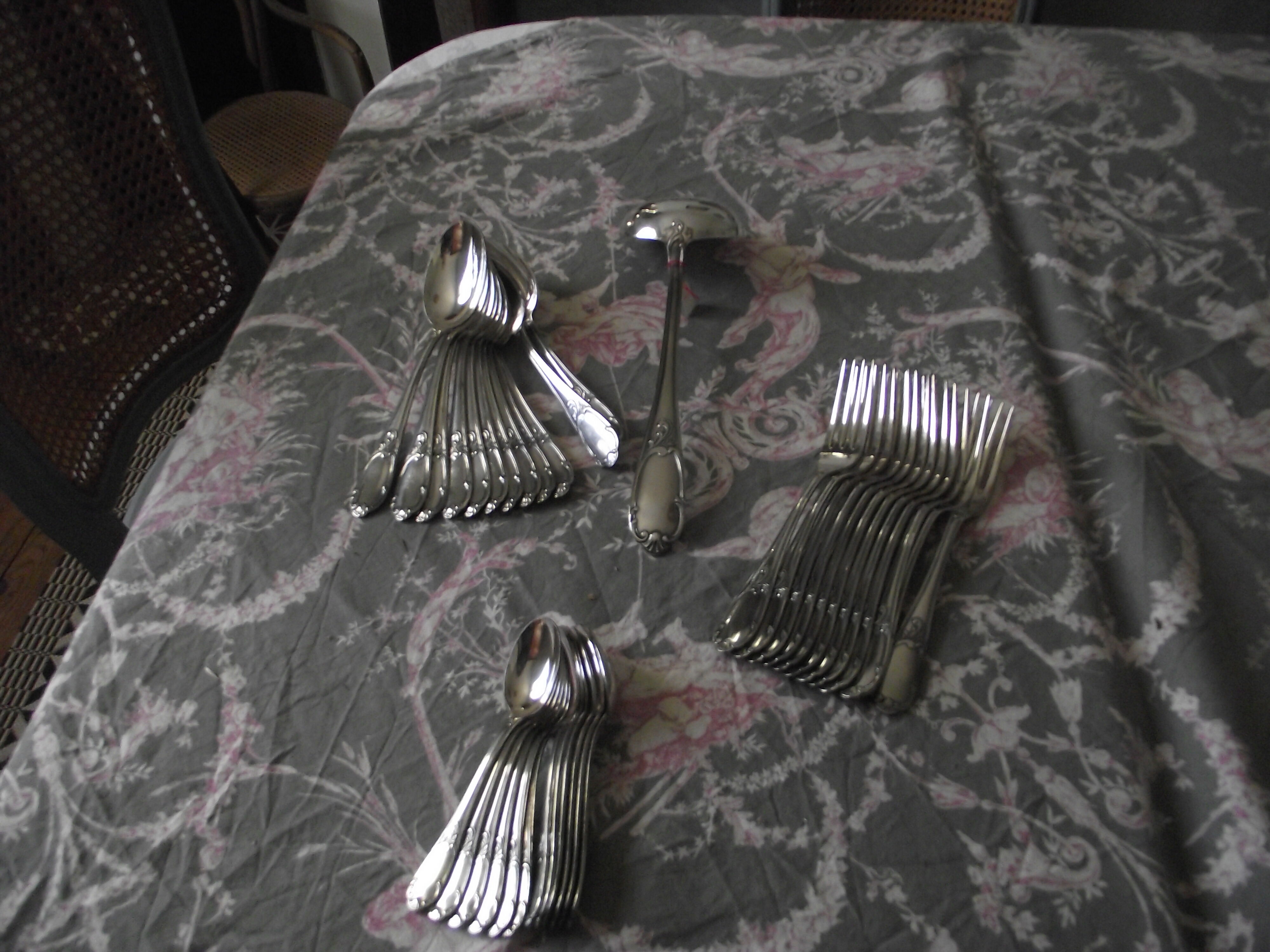 Housewife 37 pieces in silver metal by François Frionnet