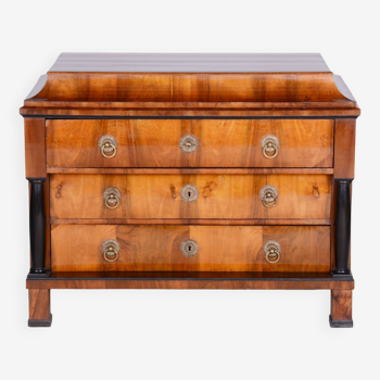 Biedermeier walnut chest of drawers Czechia 1820s